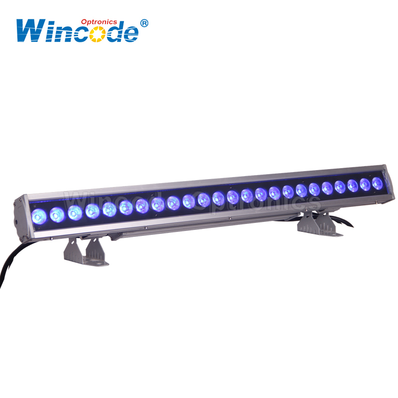 24 × 10 W RGBW 4 em 1 luz de parede de LED externa
